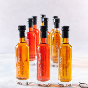✨ -20% sur nos huiles culinaires ! Et si vous mettiez un peu de Groix & Nature dans votre cuisine ? Jusqu’au 31 octobre, profitez de -20% sur nos huiles culinaires pour sublimer vos recettes et apporter une touche iodée et gourmande à vos assiettes. ✨ 📍 Offre à retrouver dans nos boutiques et sur notre site internet avec le code HUILES20 N’hésitez plus ! 🍽️ #offre #groixetnature #epiceriefine #huilesculinaires #huiledehomard
