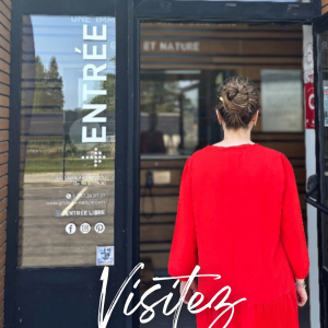 🦞 Entrez dans les coulisses de Groix & Nature ! À Groix, ouvrez les portes de notre conserverie et plongez au cœur de notre savoir-faire artisanal grâce à un parcours de visite en accès libre. Une découverte ludique et sensorielle de notre savoir-faire, de nos recettes et de notre ancrage insulaire, qui met vos sens en éveil 👀 👂 👃 ✋ Un expérience à partager en famille lors de votre passage sur l’île de Groix. 🌊 📍 Mez Ker Port Lay, 56590 Groix Entrée libre du Lundi au Vendredi, de 9h à 12h30 #groixetnature #iledegroix #bretagne #visite #savoirfaire