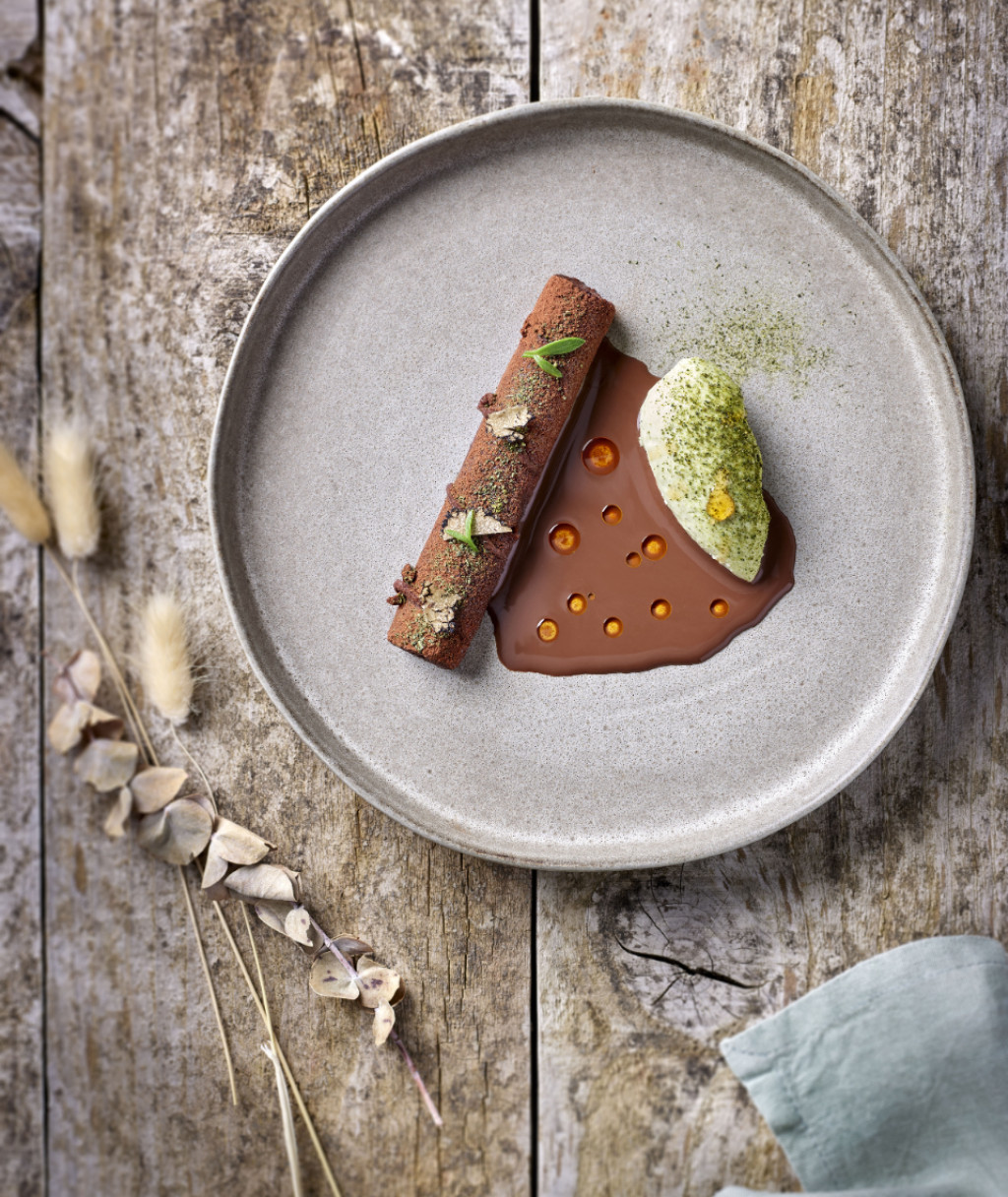 Gavotte au chocolat perlée à l’Huile de Langoustine à la Truffe